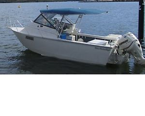 Cairns Custom 6.2m Fishing boat 2011 Evinrude ETEC 150 Motor and Ausmar Trailer