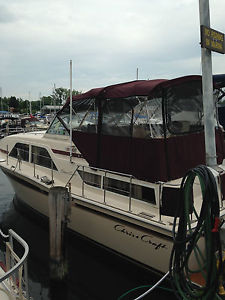 1981 Chris Craft Catalina 350