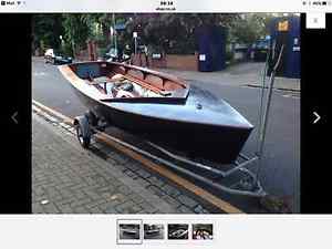 ENTERPRISE SAILING DINGY/ BOAT WITH ALLOY MAST AND SAILS ETC