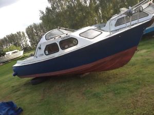 19FT LOFTUS BENNETT PROJECT BOAT