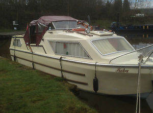 26Ft.RIVER CRUISER/CANAL BOAT/CENTRE COCKPIT