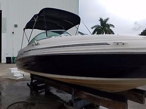 Sea Ray 220 Sundeck 2005