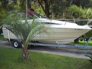 1986 Sea Ray 230 Weekender