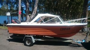 Fibreglass boat, Sundance 4.57m open runabout