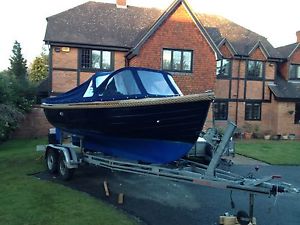 Gentlemans Launch Sloop Dayboat