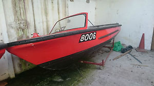 EX HIRE BOAT FOR SALE. PERFECT PROJECT FOR DAY / RIVER BOAT