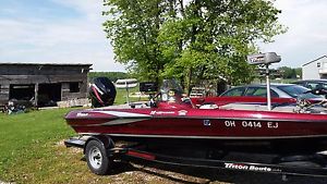 2008 Triton Explorer 18