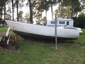 PROJECT BOAT - ROBERTS SAILING BOAT