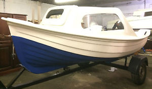 Fishing / Day Boat with Trailer & Outboard