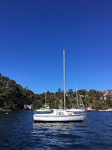 CAREEL 18 PRODUCTION FIBREGLASS CHEAP YACHT. NICE CABIN. CLEAN & READY TO GO !!
