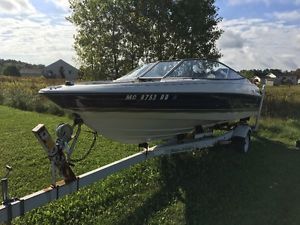 1996 Bayliner Capri 2050