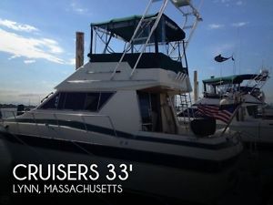 1984 Cruisers Yachts 3380 Esprit