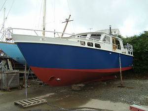 38 foot Steel Motor Cruiser, Liveaboard Boat Cornwall in Beautiful Condition.