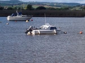 Dory Shetland 14' Pleasure Fishing Boat Cubby Cabin 40Hp Marina Snipe Trailer