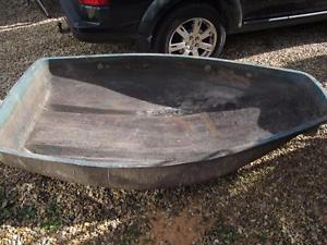 Fiberglass boat mold for small pram dinghy make a great winter project