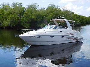 2010 Rinker Express Cruiser