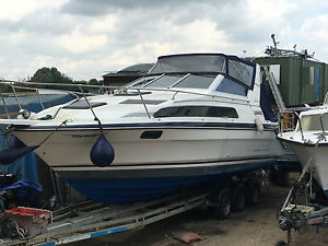 Bayliner 2855 Cierra Sports Cruiser 240hp Diesel Inboard