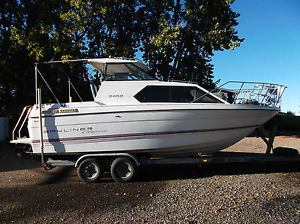 1993 Bayliner 2452