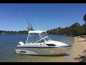 Haines Signature Fishing Pursuit 4.7m Boat 70hp johnson on Gal Trailer