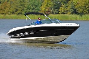 2005 Sea Ray 220 Select