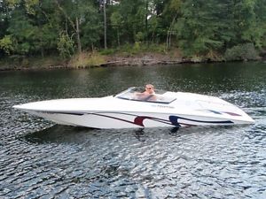 1995 Fountain  CS 24