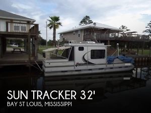 2003 Sun Tracker 32 Party Cruiser