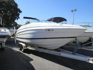 2000 Chris Craft 240 Bow Rider