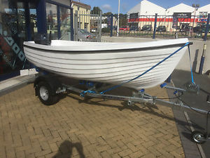 SEAHAWK 12' BOAT + TRAILER + ENGINE