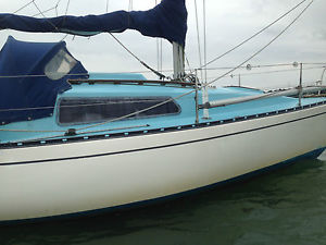Sadler Quest or Frigate 27 ft finn keel 5 berth