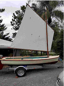 GRP Classic sailing boat in great condition with trailer balanced lug sail