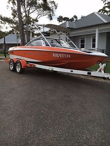 Malibu ski boat