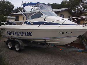 SEAFARER 5.5 VIKING IMMACULATE CONDITION LOTS OF EXTRAS