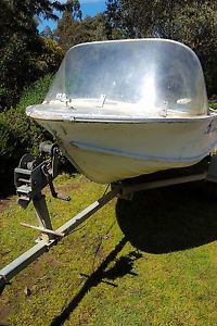 De Havilland 12 foot Vee-nose hull Fishing Boat