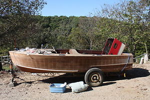 Antique 1949  Mahogany Wood Correct Craft 18Ft Boat and Trailer  NO RESERVE