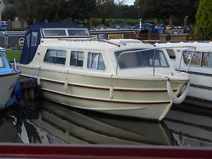 cannal boat /cruiser burland 26ft