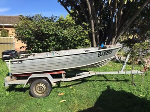 Savage 3.43m aluminium boat / tinny, 15hp Mercury outboard engine and trailer