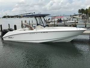 2004 Boston Whaler Outrage