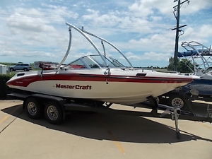 1991 Mastercraft TriStar Ski/Wakeboard Boat