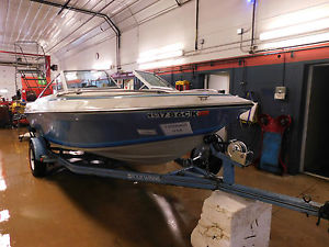 1988 Four Winns 160 Freedom