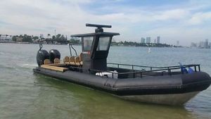 2005 U.S.I.A. 30’ 7” Aluminum Boats Twin 2010 Mercury 300 Outboards Military