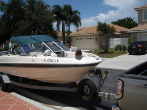 2000 Bayliner Capri 1800