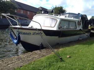25FT DAWNCRAFT CABIN CRUISER CANAL RIVER BOAT BARGAIN