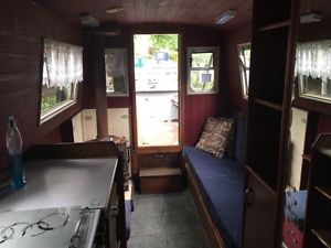 32ft cosy narrowboat liveaboard houseboat near London