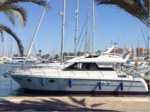 Boat ,Doqueve 410 motor cruiser