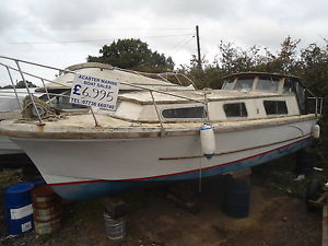 PROJECT 31 MOTORBOAT/CRUISER WITH TWIN PERKINS DIESEL ENGINES