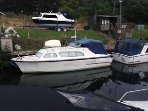 Elysian 27 motor cruiser