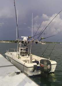 21, Hydra Sport w/225 johnson