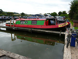 Narrowboat 33ft Cruiser stern Canal boat