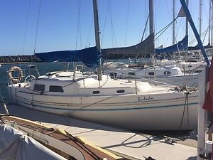 Yacht Columbia 27