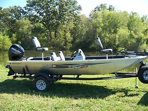 2016 Lowe Stryker 17